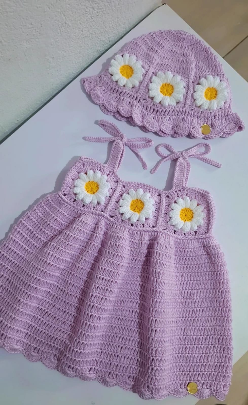 Conjunto vestido e chapéu Margarida