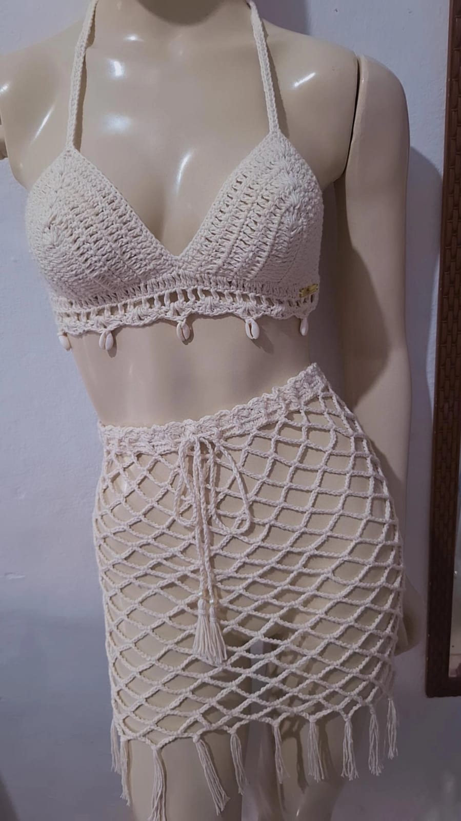Conjunto Cropped e Saia praiano